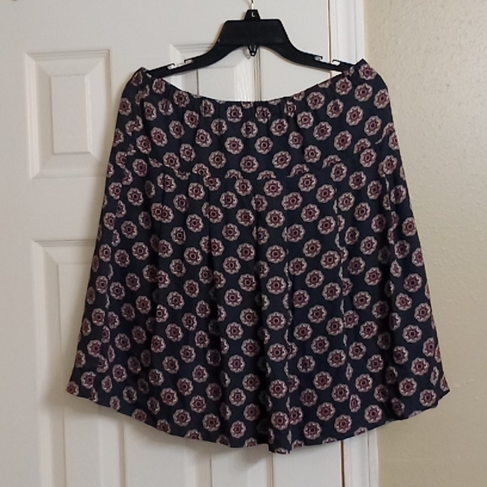Loft skirt